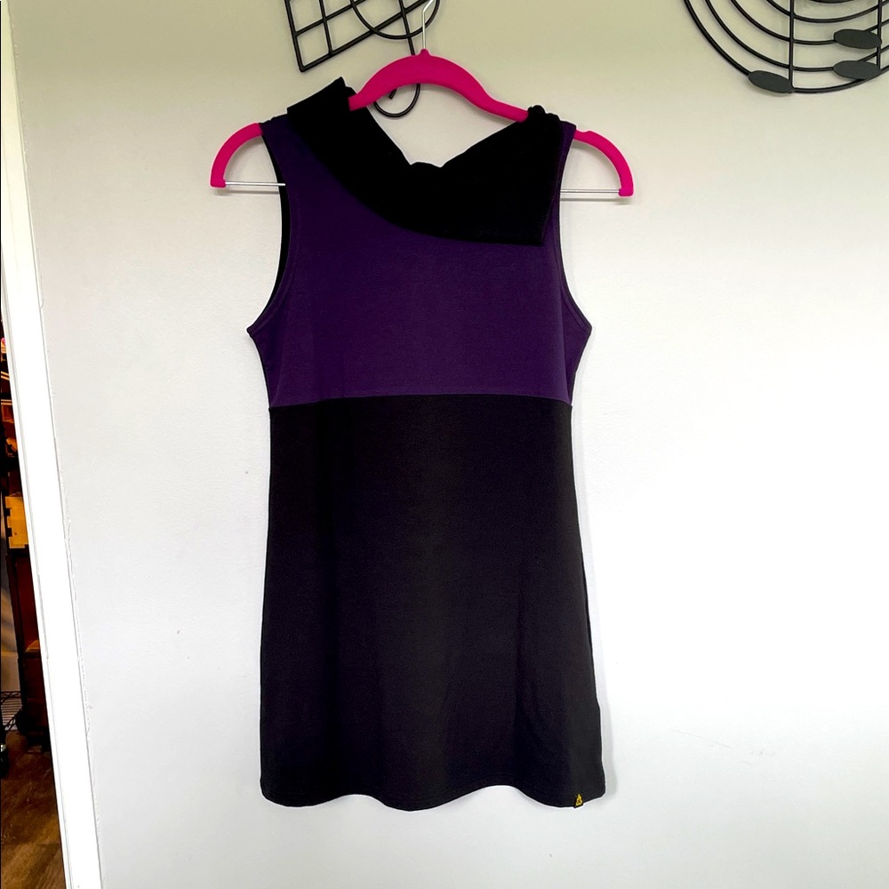 Purple and Black Sleeveless Tunic